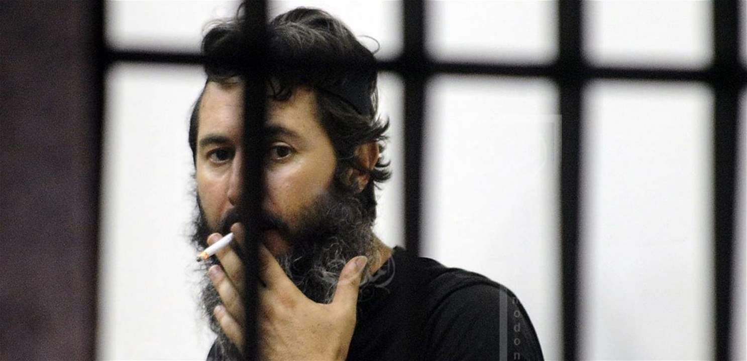  بالصور - اخلاء سبيل المودع  بسام الشيخ حسين بسند إقامة