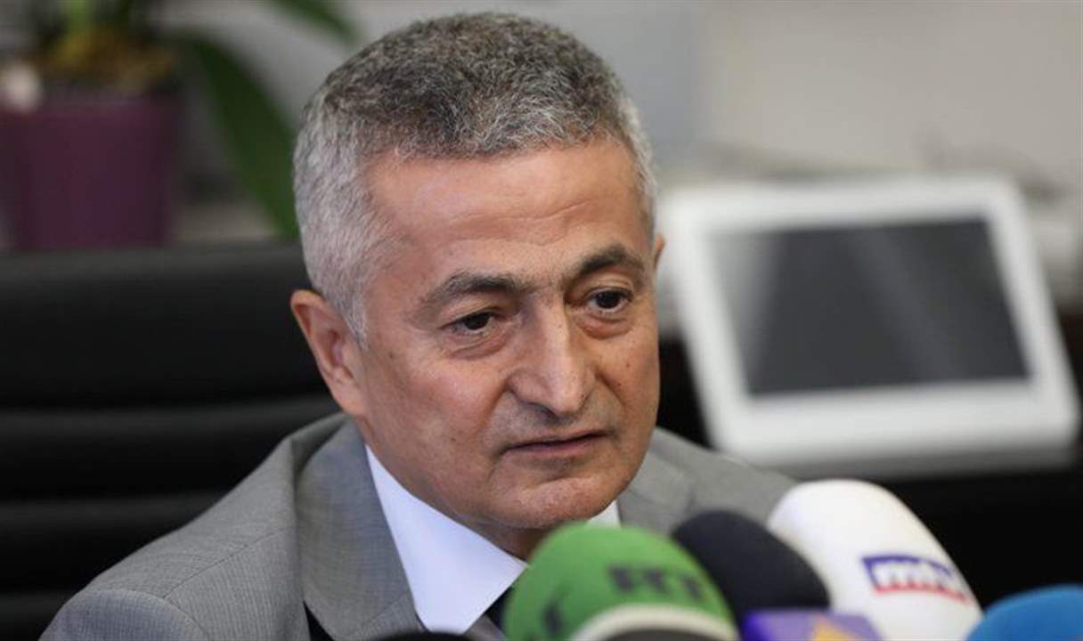  وزير المالية يستقبل السفيرة الأميركية ويوقع 3 قرارات