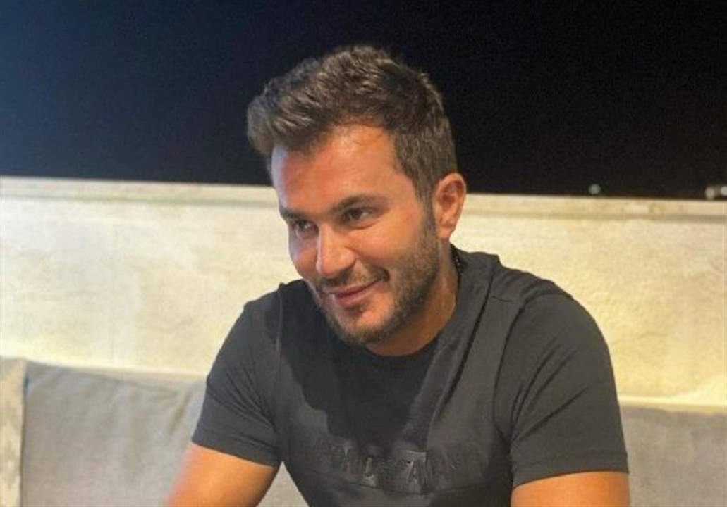جو ابن جورج الراسي في اول ظهور بعد تلقيه خير وفاة والده "يا ريت ما عملت حادث"