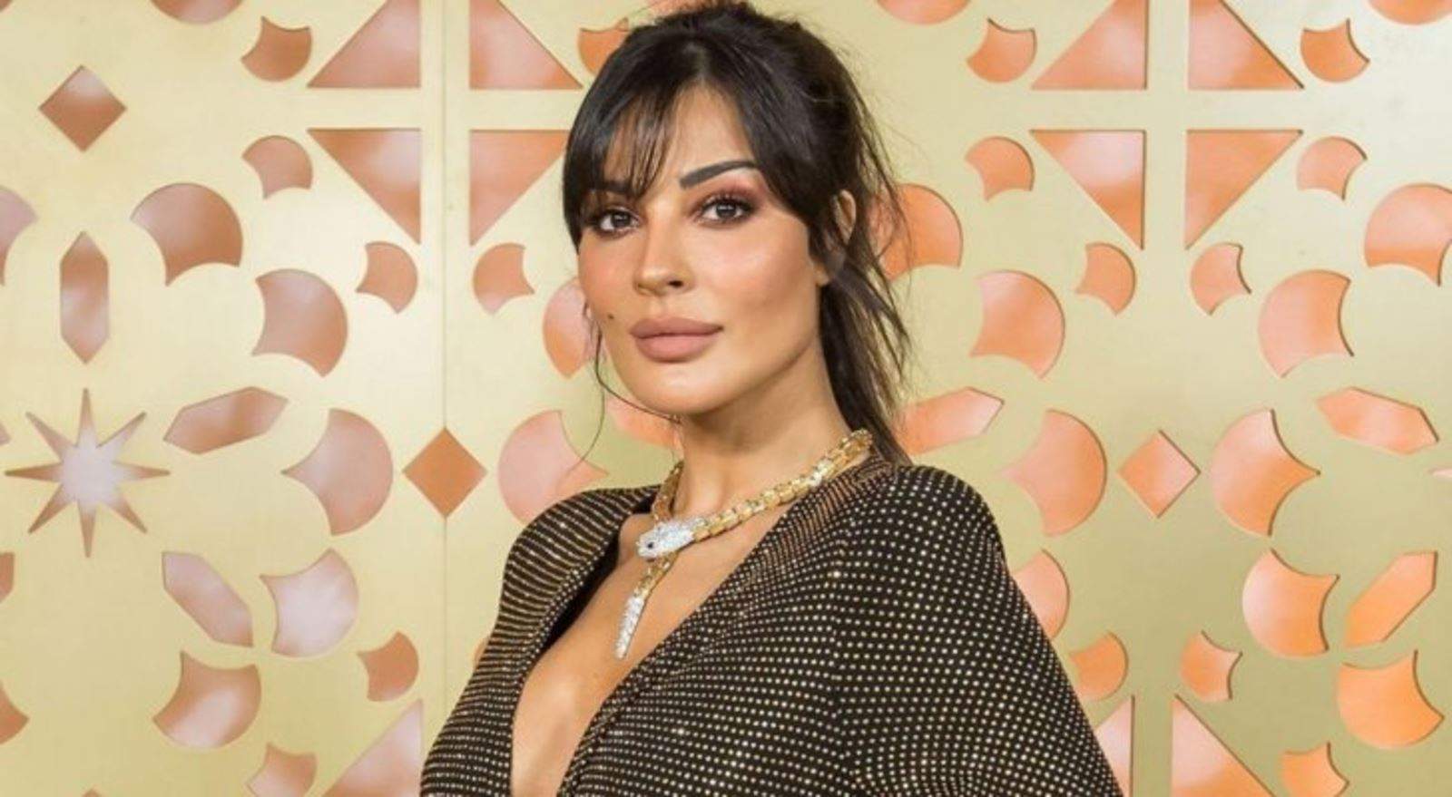 نادين نسيب نجيم بـ"لوك" جديد: شو رأيكن؟