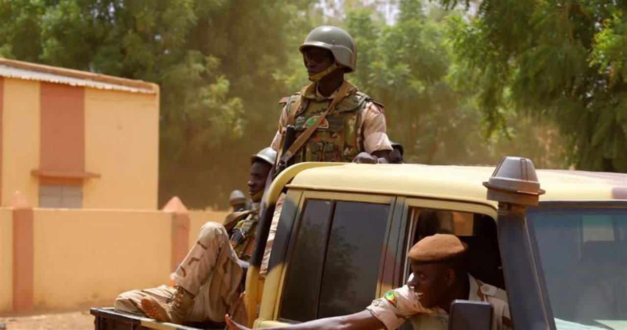 مقتل عشرات المدنيين في هجوم لـ"داعش" على بلدة في مالي