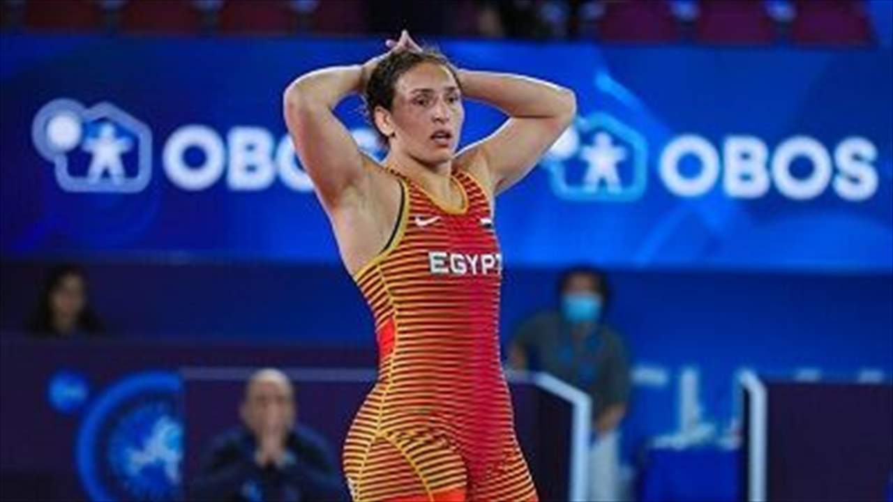 المصرية سمر حمزة وصيفة العالم في المصارعة