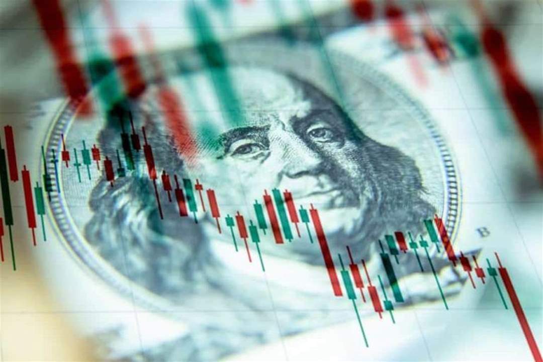 الدولار يتراجع عن أعلى مستوى له منذ 20 عاماً !!
