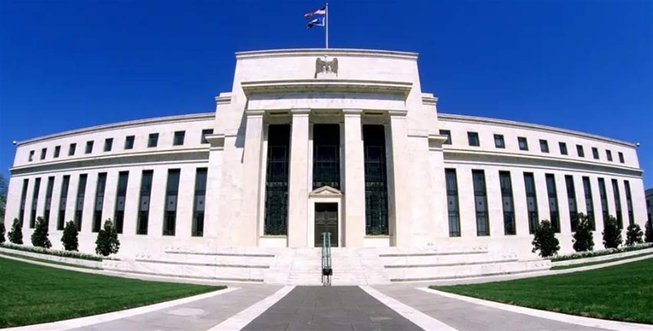 الفيدرالي الأميركي يرفع سعر الفائدة بأعلى وتيرة منذ الأزمة المالية العالمية عام 2008