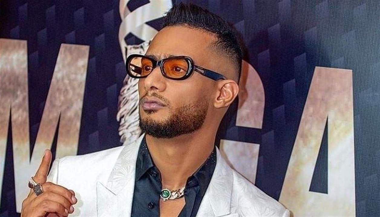 محمد رمضان يحدث بلبلة داخل احد المقاهي ويوضح: مشيت علشان مايحصلش خساير