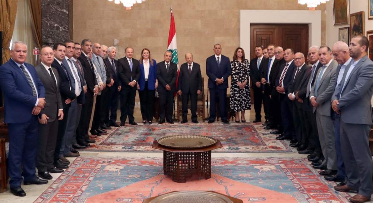الرئيس عون مستقبلاً وفد اتحاد المحامين العرب: لوقوف الدول العربية الى جانب الشعب اللبناني ودعمه ليتمكن من اجتياز الازمة الراهنة