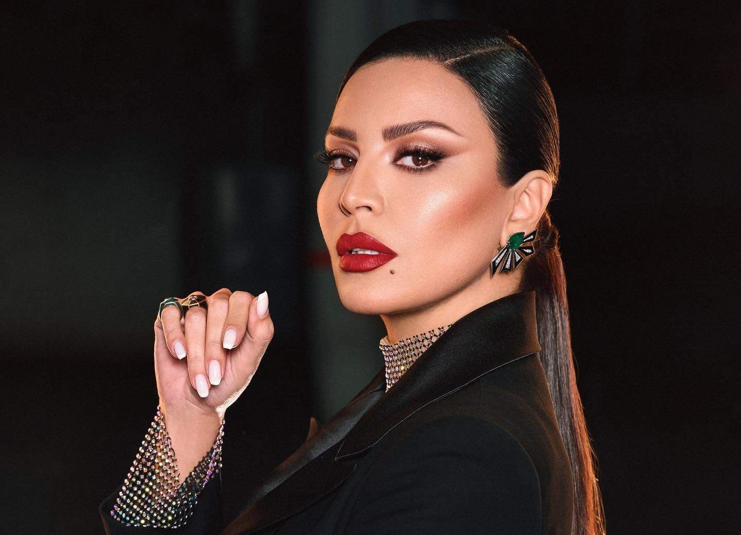 امل بوشوشة تحتفل بعيد ميلاد زوجها رجل الاعمال اللبناني وهو يلفت الانظار بوسامته