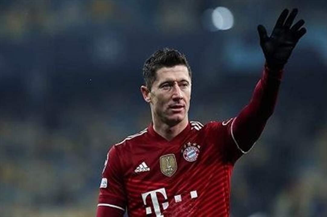 بالفيديو - للذكرى فقط .. ليفاندوفسكي سجل خمسة أهداف فى تسع دقائق !!