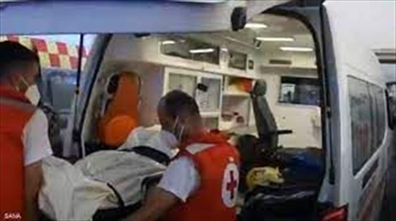 الصليب الاحمر اللبناني يواكب كارثة غرق القارب قرب طرطوس