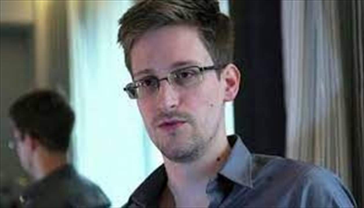 بوتين يمنح عميل وكالة الأمن القومي الأميركية السابق إدوارد سنودن الجنسية الروسية