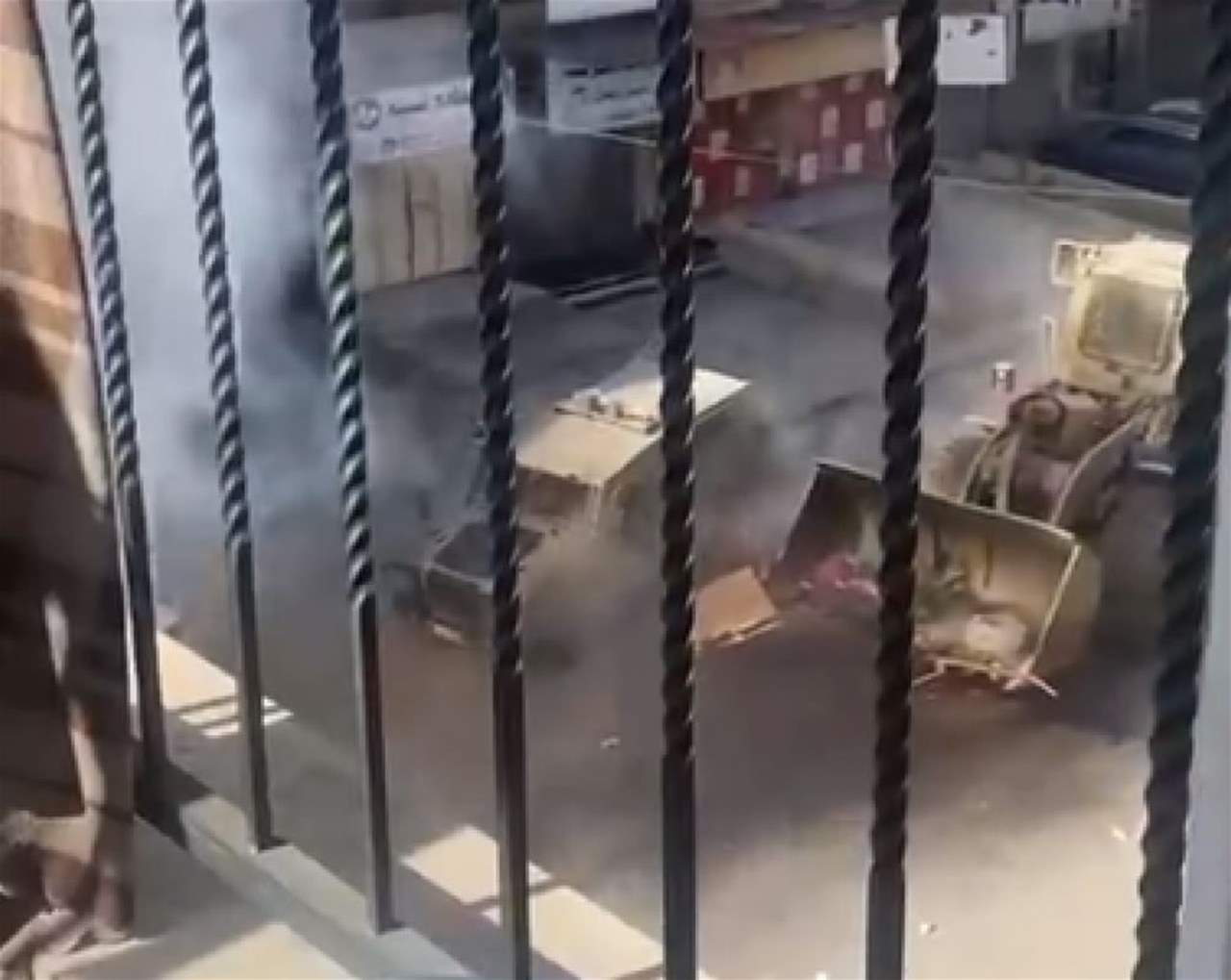     سقوط 4 شهداء بينهم منفذ عملية تل أبيب برصاص قوات الاحتلال بعد اقتحامها أطراف مخيم جنين