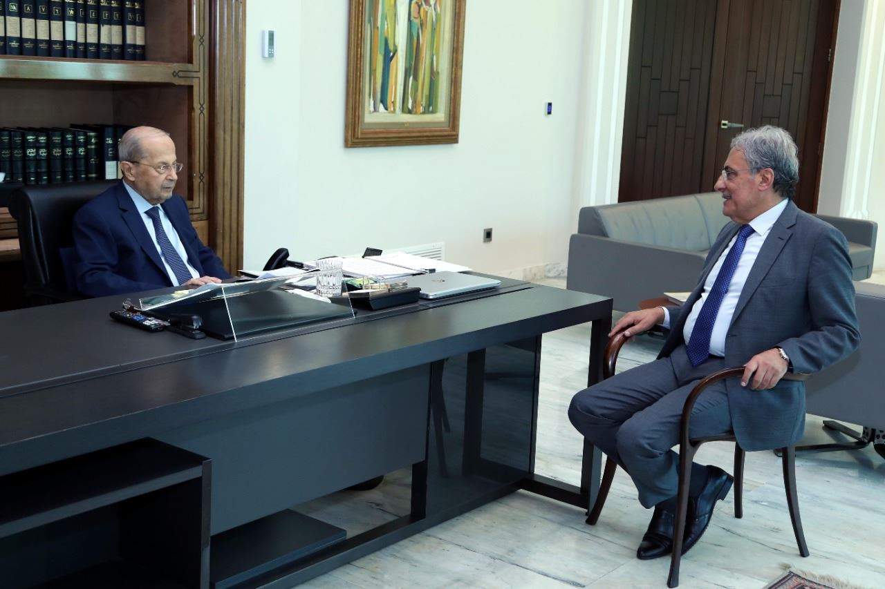  وزير العدل يعلن من بعبدا أنه أعاد مشروع مرسوم تشكيلات رؤساء غرف التمييز إلى مجلس القضاء الأعلى 