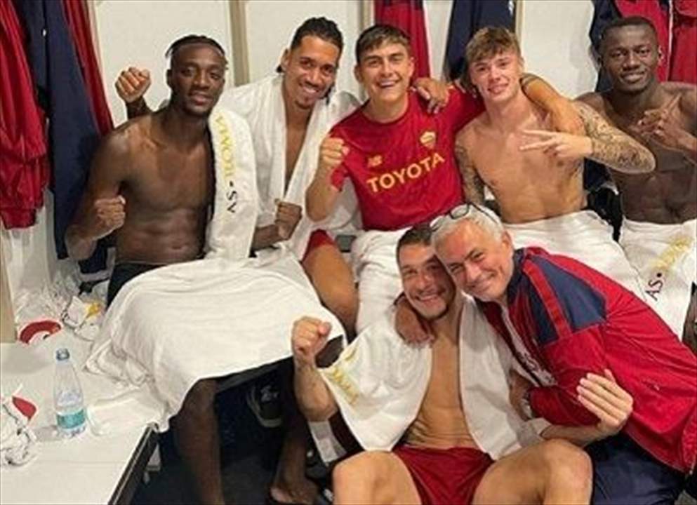 بالفيديو - مورينيو احتفل في "فان" بالفوز على انتر ميلان !!