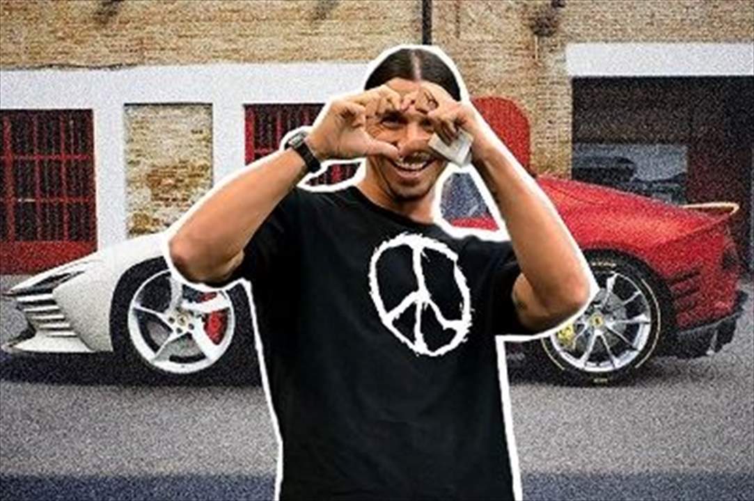 صورة - زلاتان يحتفل بعيده على طريقته الغريبة  