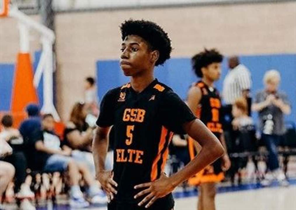 مقتل لاعب كرة سلّة شاب بأربع رصاصات والفاعل مجهول !!