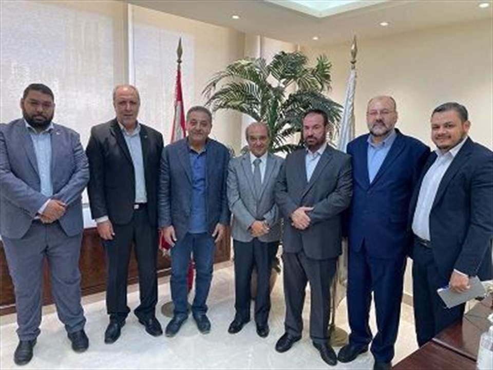 كلاس استقبل سفير الاوروغواي ووفداً من حماس