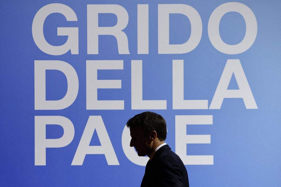 ماكرون: "السلام ممكن" في أوكرانيا حين "يقرره" الأوكرانيون