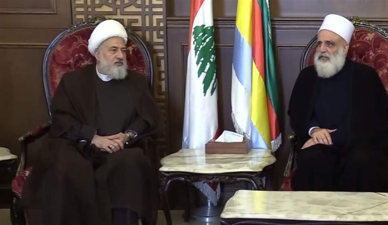 شيخ العقل ونائب رئيس المجلس الشيعي يدعوان لانتخاب رئيس وتشكيل حكومة تعالج الازمات المتفاقمة