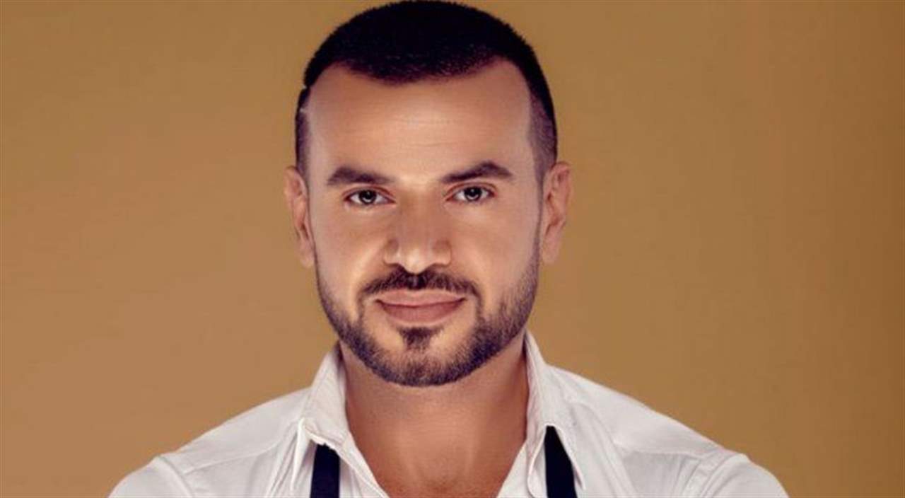سامو زين يرد على منتقديه بسبب "ملابسه النسائية"