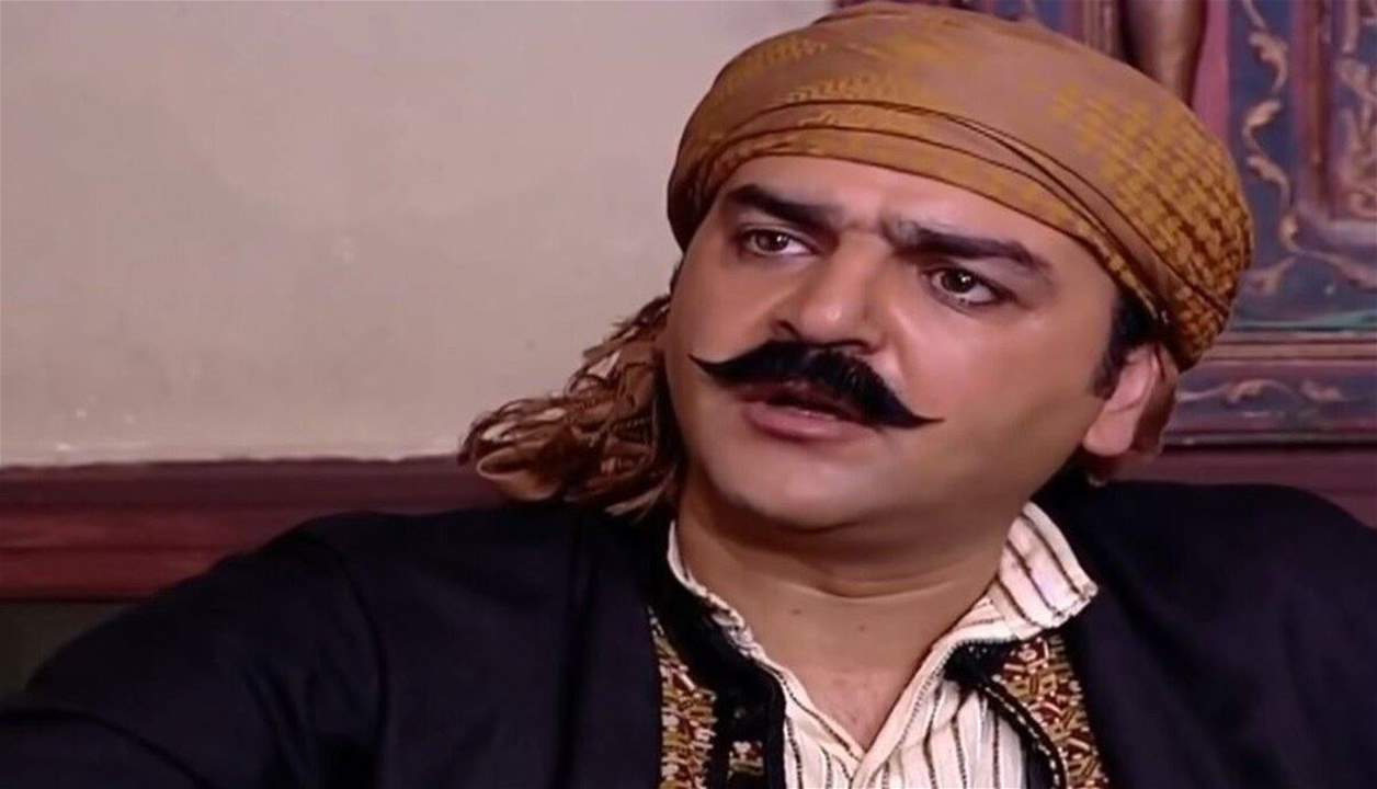 سامر المصري بالزي الاماراتي والمتابعون "هلا بالعقيد"