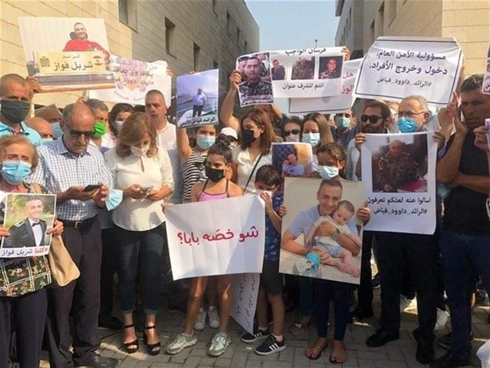أهالي الموقوين بقضية إنفجار مرفأ بيروت: نعد باستمرار التصعيد في الاسابيع المقبلة اذا لم يتحرك المعنييون