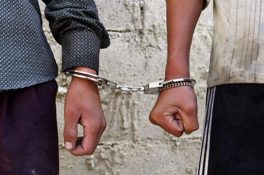 قوى الامن : توقيف شخصين يقومان بسلب الاشخاص بقوّة السلاح في قرى من قضاء عكار