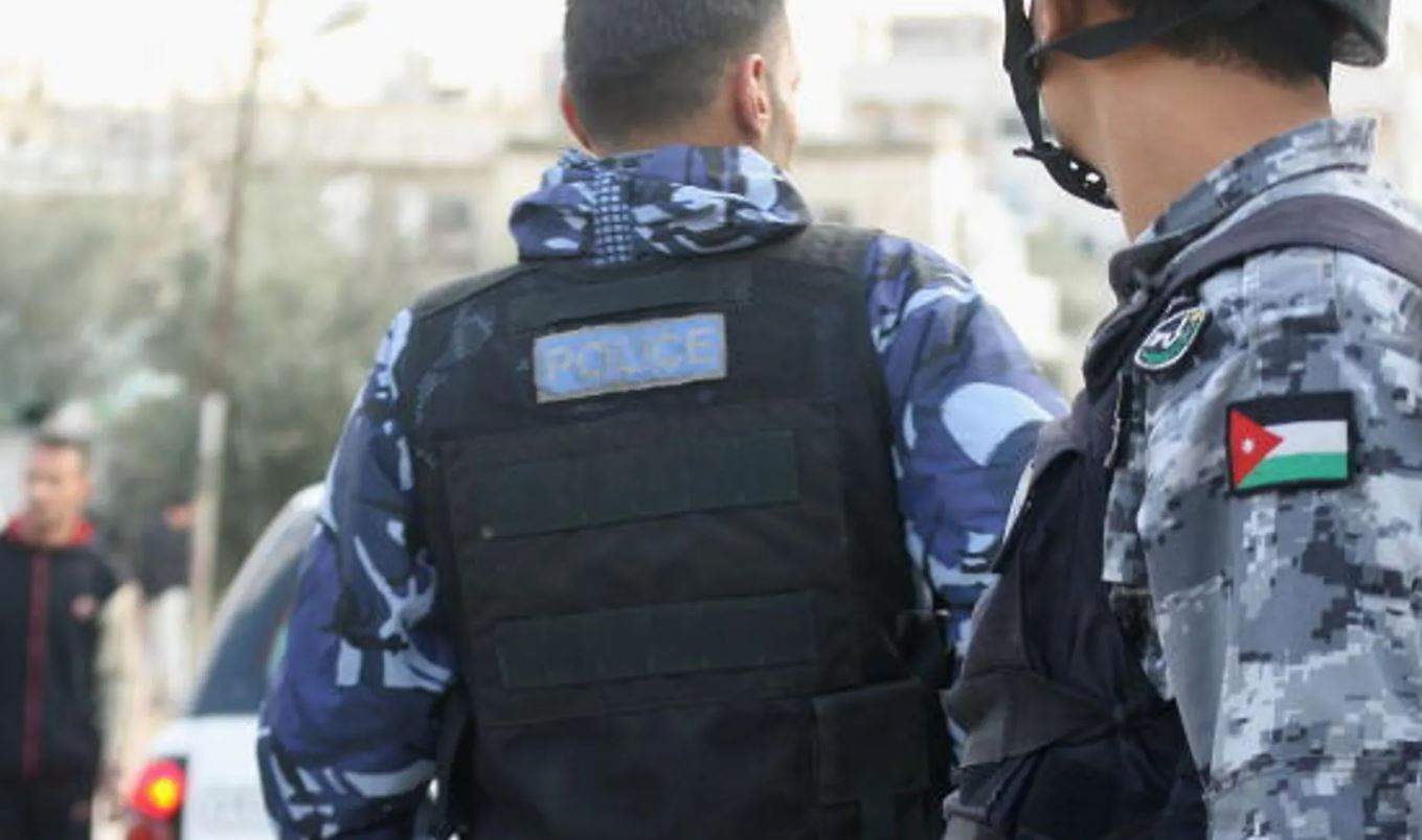 أخفى الكوكايين داخل أحشائه.. القبض على أجنبي في الأردن