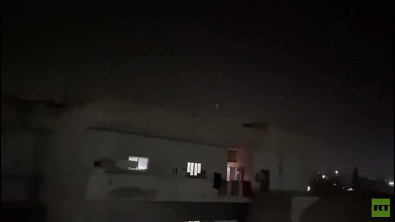 "روسيا اليوم": طائرات حربية تركية تقصف مدينة عين العرب السورية