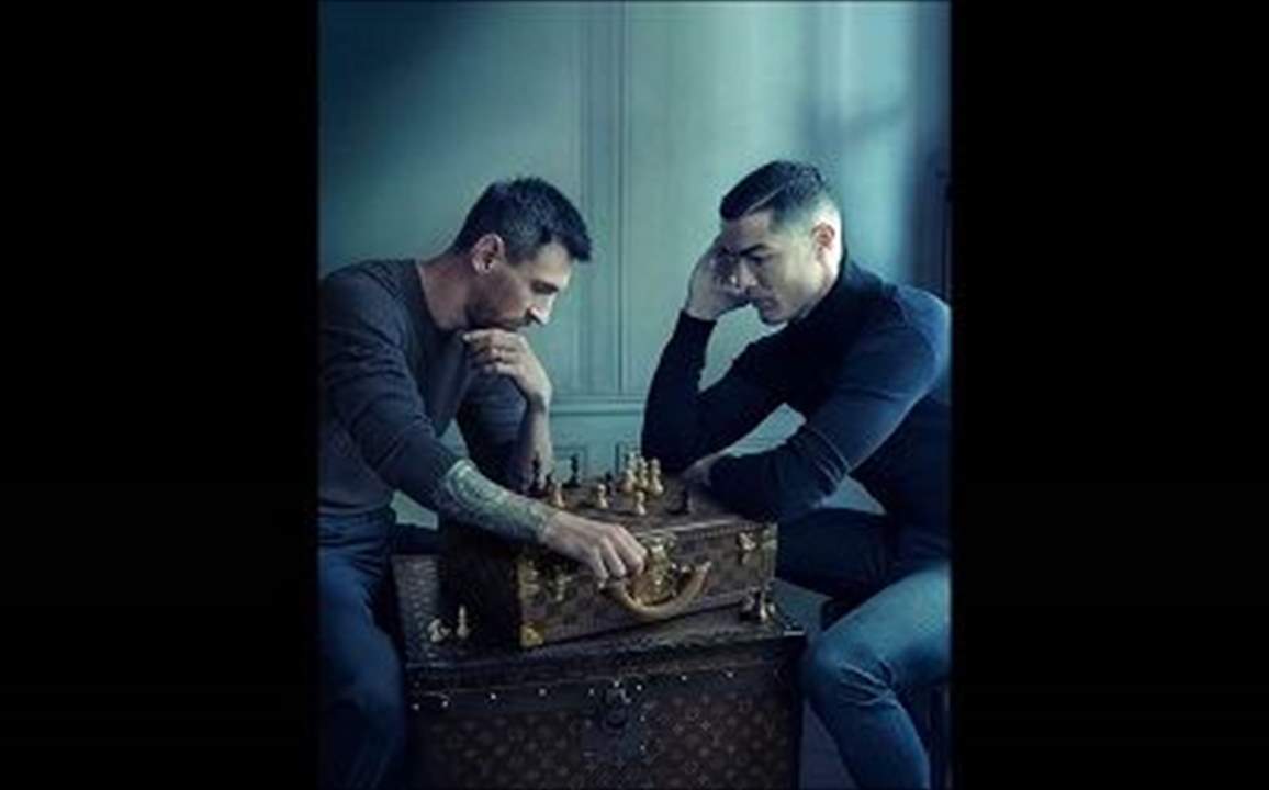 صورة ميسي ورونالدو معاً تُشعل وسائل التواصل