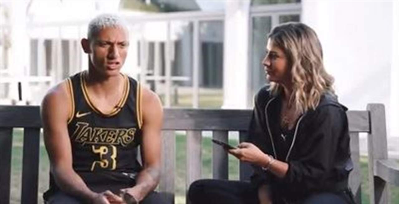 مهاجم البرازيل يخطط لـ "شراء جزيرة" والعيش فيها مع "مجموعة من النساء" !!