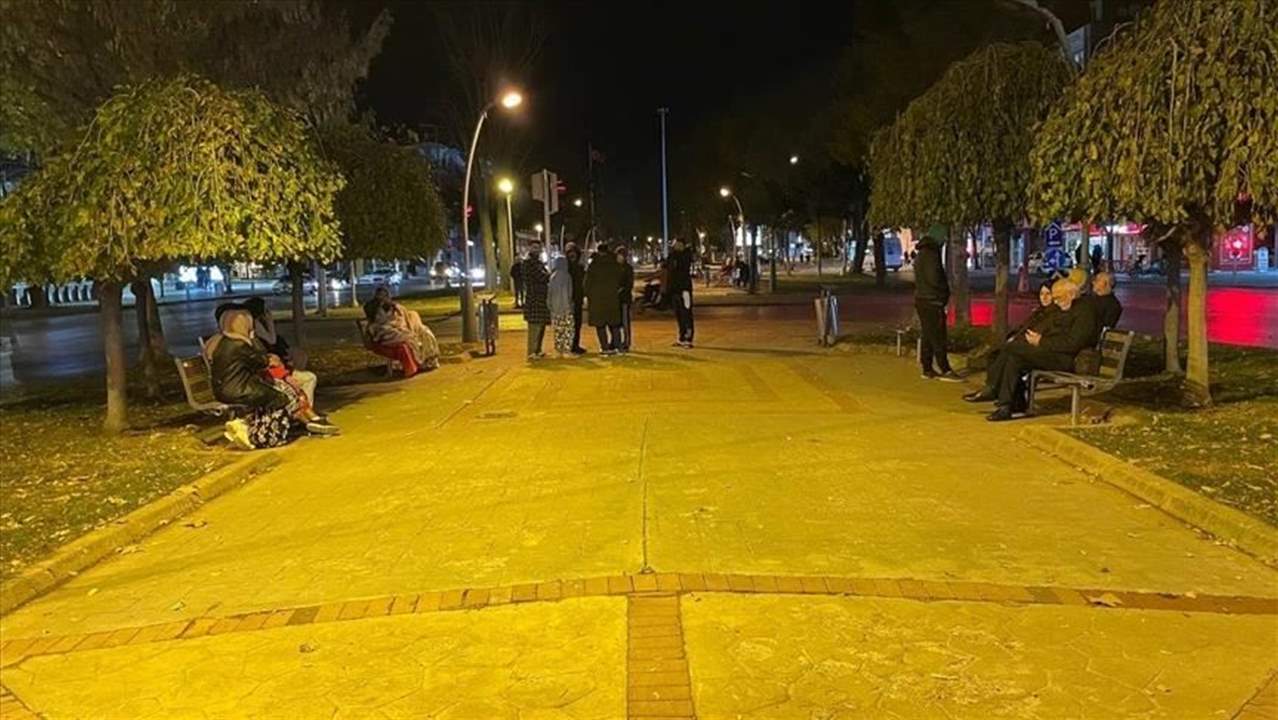 بالفيديو ـ زلزال بقوة 5.9 درجات يضرب ولاية دوزجة شمال غربي تركيا