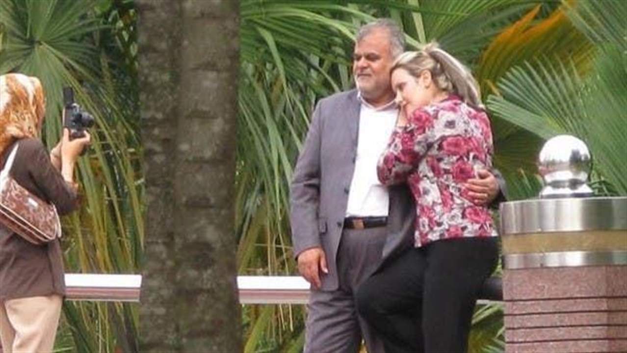 استقالة وزير الطرق الإيراني الذي نشرت صوره مع شريكته بدون حجاب