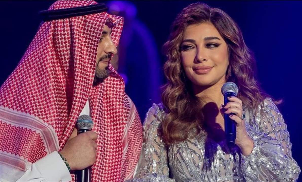 شقيق اصالة يفاجئها على المسرح خلال حفلها في موسم الرياض