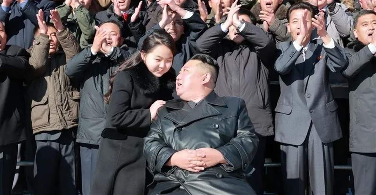 "الابنة المحببة" ترافق زعيم كوريا الشمالية كيم جونغ أون في فعالية رسمية