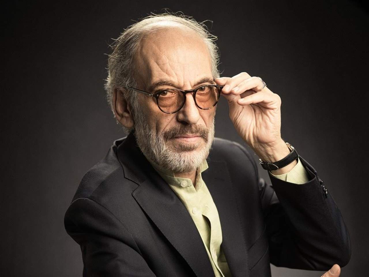 فيديو مؤثر - غسان مسعود يبكي في حفل خطوبة ابنته لوتس 