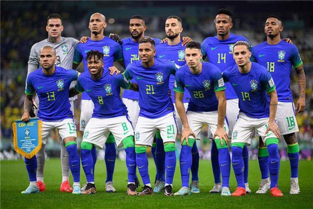   معتقد ديني وراء إرتداء منتخب البرازيل القميص الأزرق في كأس العالم !!