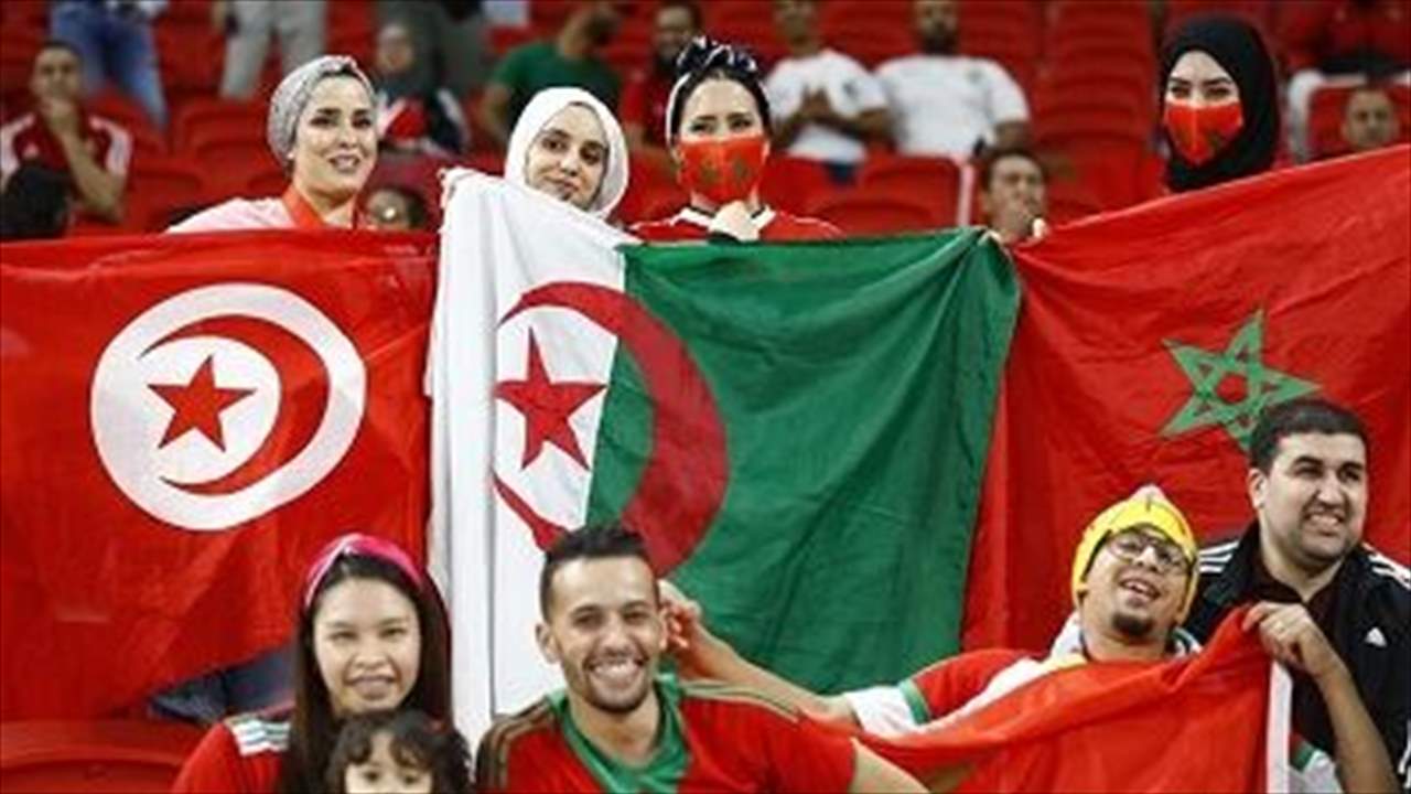 بالفيديو - مغاربة وجزائريون يحتفون معاً .. "ما في عداوة"