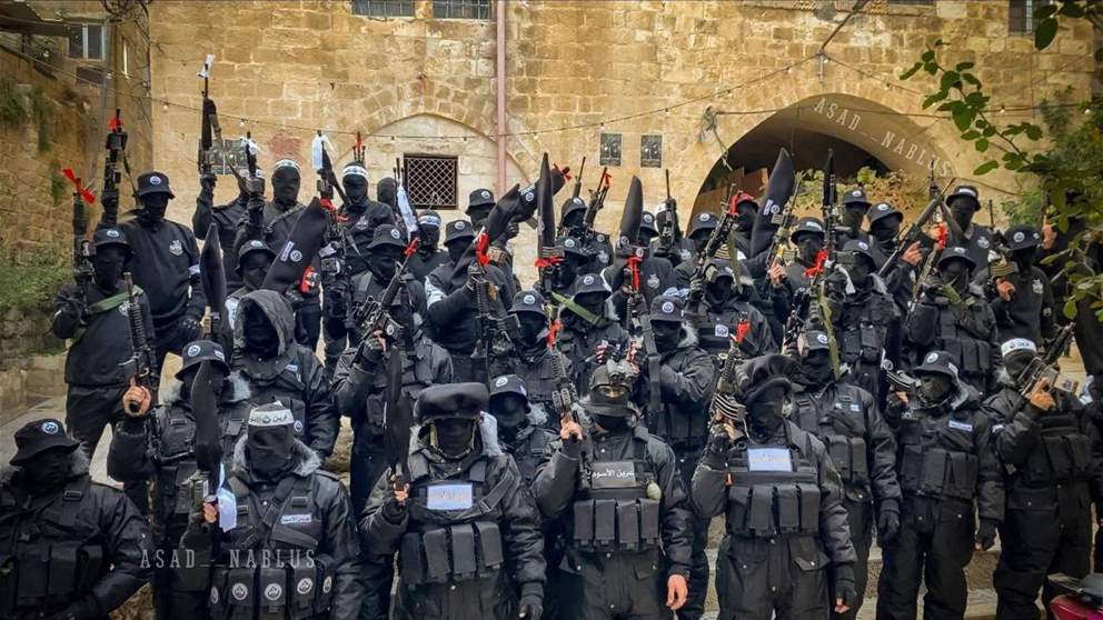 بالفيديو ـ عرض عسكري لـ"عرين الأسود" في نابلس ..وعمليات إطلاق نار في محيط المدينة