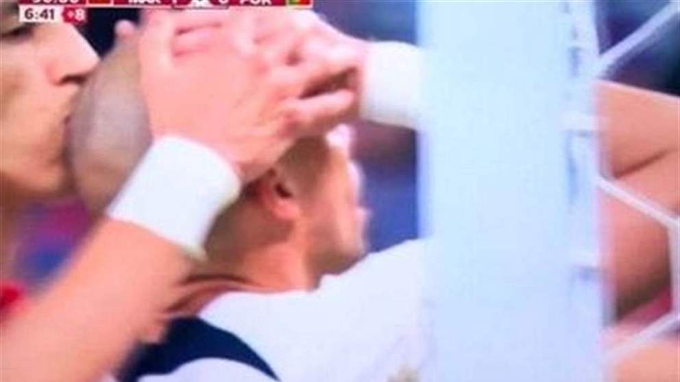 فيديو - الياميق يخطف الأضواء بقبلته على رأس بيبي
