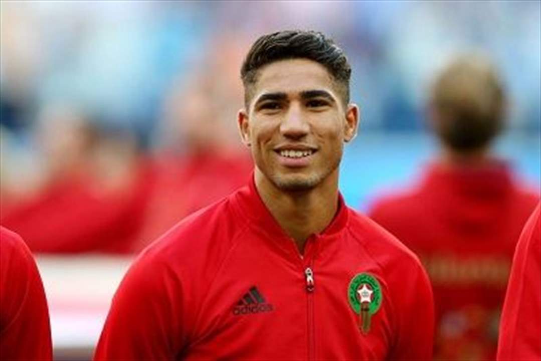 فيديو - جمهور المغرب يحتفل مع شبيه أشرف حكيمي