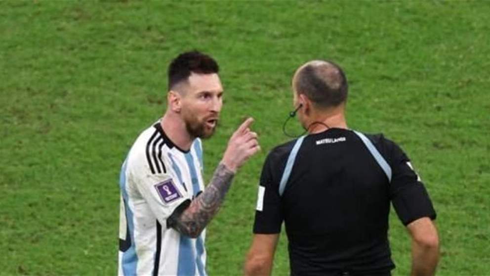 بعد تحطيمه الرقم القياسي لعدد الإندارات في مبارات بالمونديال.. قرار من "الفيفا" بحق الحكم الإسباني لاهوس!