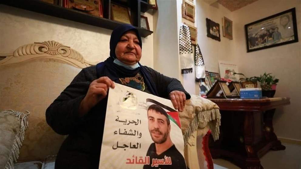 الأسير الفلسطيني ناصر أبو حميد فقد ذاكرته بشكل شبه كامل 