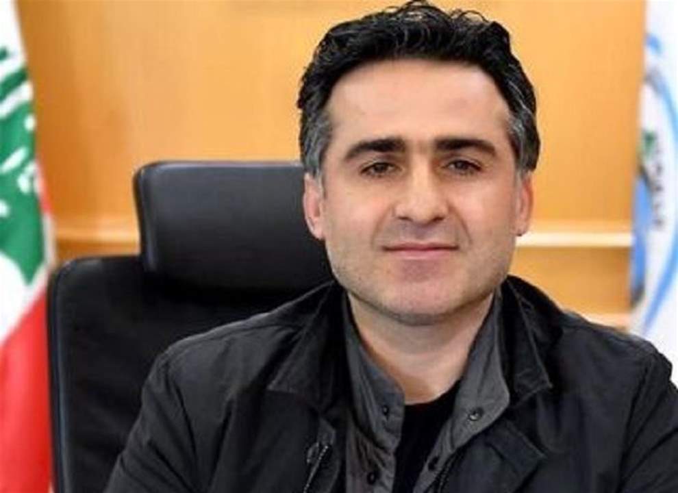 الوزير علي حمية يتلقى وعداً من البنك الدولي لتمديد قرض الطرق والعمالة