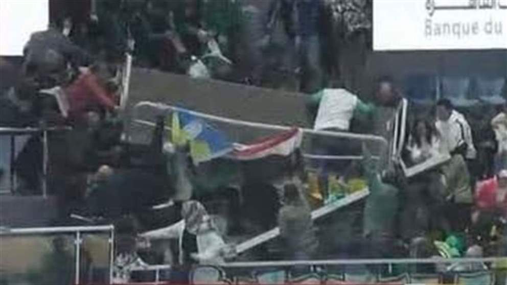 انهيار مُدرّج في كأس السوبر المصري لكرة السلة  وسقوط جرحى