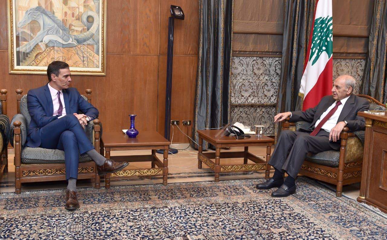بري يستقبل رئيس الحكومة الإسباني: إنتخاب رئيس للجمهورية مدخل الزامي لولوج لبنان مرحلة الحل والخروج من الازمة الراهنة 