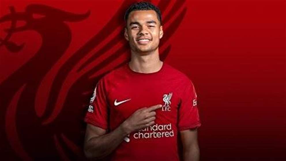 من هو كودي جاكبو نجم ليفربول الجديد؟