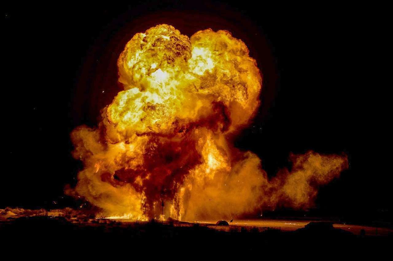 الجيش الإيراني يطلق مناورات "ذو الفقار 1401" براً وبحراً وجوّاً: على القوات الأجنبية أن تغادر