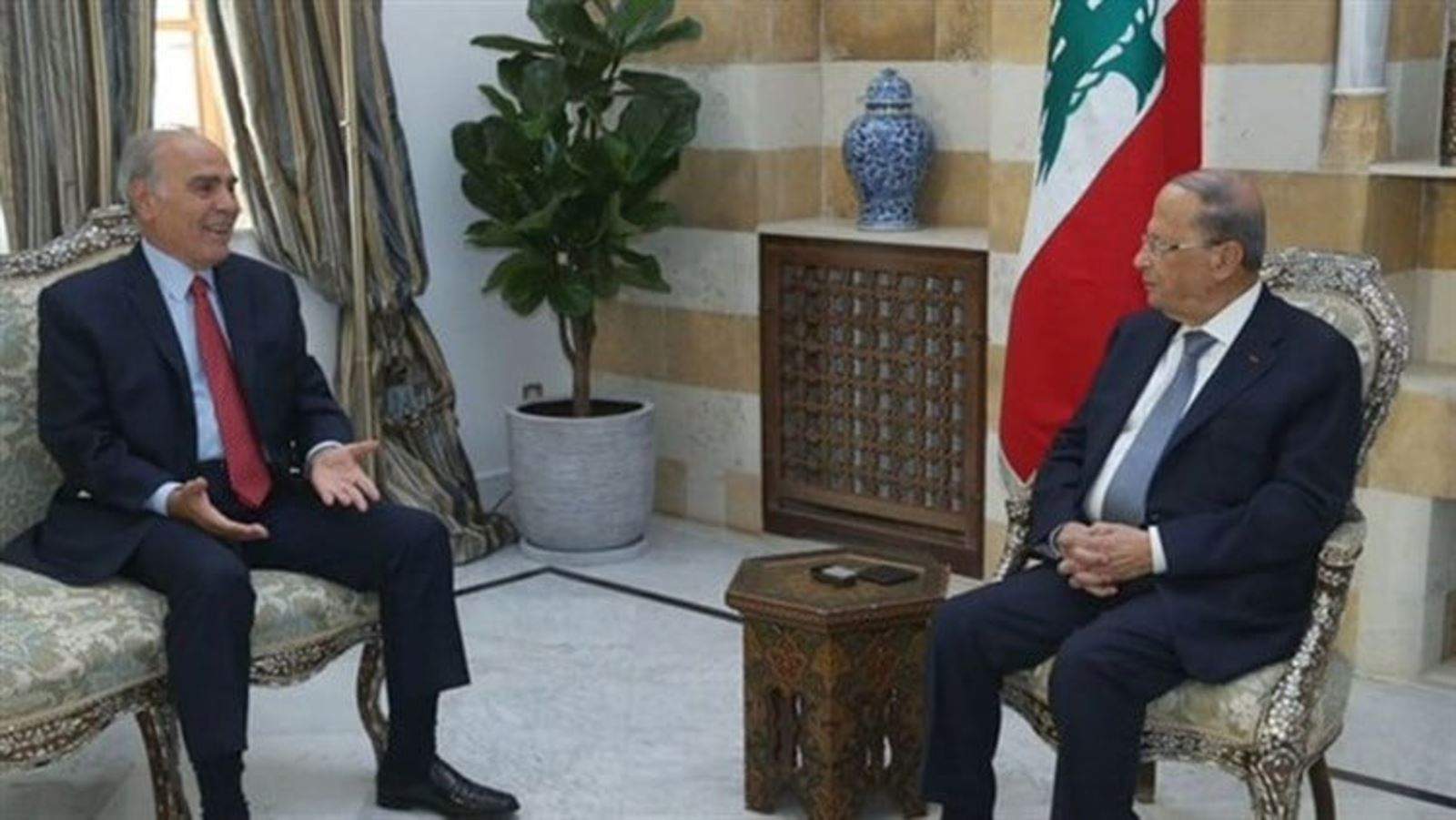 عون عرض مع رحمة في الأوضاع السياسية والإقتصادية والإجتماعية