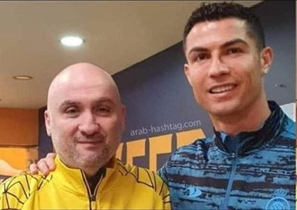 سوري يجيد 8 لغات اصبح المترجم الخاص لكريستيانو رونالدو