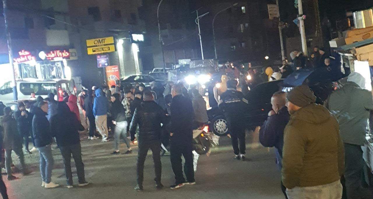   بعد "استهزاء" أنطوان زهرة بالطائفة الإسلامية العلوية .. غضب شعبي كبير وتوتّر في جبل محسن